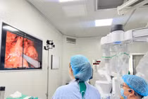 Lần đầu tiên Việt Nam mổ ung thư thận bằng Robot