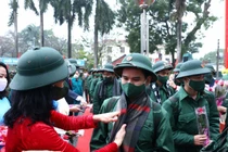 Cận thị bao nhiêu độ không được vào quân đội?