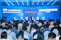 Kinh tế Việt Nam đang ở đáy chữ U, bắt đầu phục hồi nhẹ