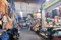 Chợ truyền thống "ảm đạm" trước tết