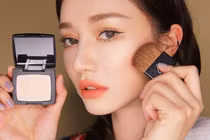 Trang điểm siêu tốc 5 phút, đẹp xinh cho ngày bận rộn