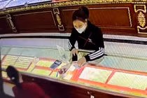 Thiếu tiền tiêu xài, “nữ quái” đi cướp tiệm vàng