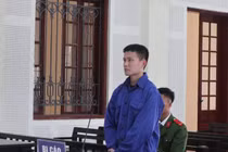 Liều lĩnh cướp ngân hàng, Phó Giám đốc bị phạt 4 năm tù