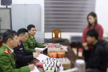 Khởi tố thanh niên sản xuất trái phép hơn 200 quả pháo