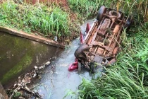 Đắk Nông: Xe ô tô lao xuống mương, 5 người thương vong