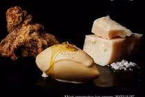 “Bóc giá" nguyên liệu xa xỉ trong món kem đắt nhất thế giới