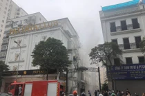 Hà Nội: Karaoke Pattaya Club bốc cháy khi đang bị đình chỉ hoạt động