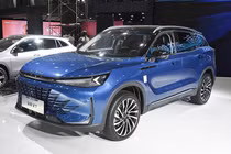 SUV Beijing X7 2023: Hãng xe nào phải dè chừng?