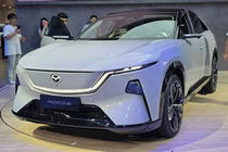 Tận thấy Mazda EZ-60 2026 - SUV lai coupe bản hybrid thuần điện