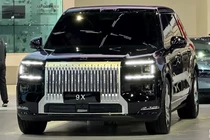 Zeekr 9X - “Rolls Royce Cullinan Trung Quốc” giá chỉ như BMW X5