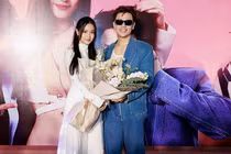 “Quý ông tia chớp” cưỡi McLaren 720S hơn 20 tỷ mừng Midu ra phim