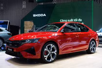 Skoda Octavia 2025 có xứng là đối thủ Honda Civic tại Việt Nam? 