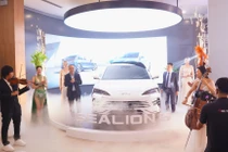 BYD Sealion 6 - SUV xăng lai điện đầu tiên ra mắt tại miền Bắc