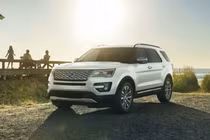 Hàng loạt xe Ford Explorer bị điều tra an toàn tại quê nhà Mỹ