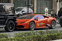 Đại gia đồng nát Nghệ An "cưỡi bò" Lamborghini Huracan bạc tỷ ở Hà Nội