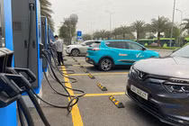 Cách sạc ôtô điện nhanh mà không lo bị chai pin?