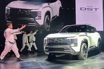 Mitsubishi DST thương mại bản 7 chỗ liệu có về Việt Nam?