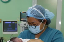 Việt Nam đối mặt với mức sinh thay thế thấp: Được quyết định số con