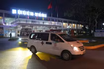 Lần đầu tiên 120 y bác sĩ tuyến tỉnh lấy tạng hiến từ người cho chết não