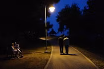 Đi bộ vào buổi tối rất tốt cho sức khỏe