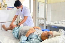 Nhiều người tiêm khớp thiếu an toàn gặp nhiễm khuẩn nguy hiểm