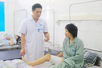 Phẫu thuật thành công khối sarcoma sụn ác tính hiếm gặp cho bệnh nhân 40 tuổi