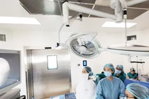 Cứu sống cặp song thai mắc hội chứng truyền máu giai đoạn III