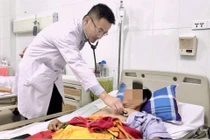 Đang khỏe mạnh bỗng nhiên tràn khí màng phổi nguy kịch