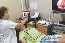 Bị điếc vì… đeo tai nghe