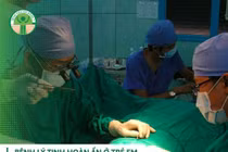 Phẫu thuật hạ tinh hoàn ẩn sớm tránh vô sinh, ung thư...