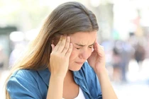 Đau nửa đầu Migraine tiềm ẩn nguy cơ đột quỵ não