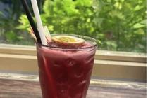 Uống nước đá giải nhiệt nắng nóng cần thận sinh nhiều bệnh 