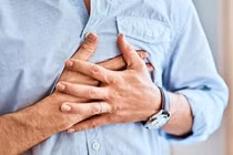 Đau tức ngực… cảnh báo nhiều bệnh