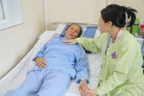 Cắt, nối và tạo hình phế quản cho bệnh nhân ung thư phổi