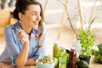 Ăn xen kẽ những thực phẩm này không lo tăng cân ngày Tết