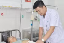 Thủng ruột non do vòng tránh thai lạc chỗ 30 năm