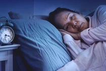 Bác sĩ mách cách điều trị rối loạn giấc ngủ ở người cao tuổi