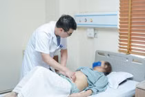 Kỳ lạ người phụ nữ có 2 bàng quang thường xuyên nhiễm trùng tiết niệu