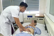 Suýt mất mạng vì thoát vị bẹn nghẹt: Cách gì phát hiện sớm?