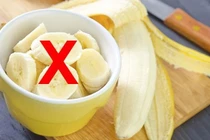 Bác sĩ mách thực phẩm “phá nát” dạ dày ăn khi đói bụng