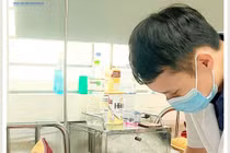 Hạ tinh hoàn ẩn sớm cho trẻ, tránh ung thư, vô sinh