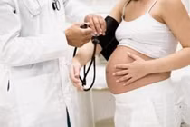 Tăng huyết áp trong thai kỳ nguy hiểm thế nào?