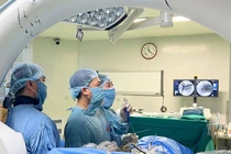 Nội soi 2 cổng điều trị bệnh lý hẹp ống sống thắt lưng do thoái hóa