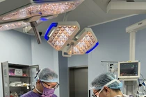 Rất hiếm gặp: U mỡ vùng bìu khổng lồ bệnh Madelung