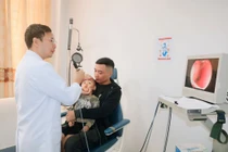 Hiếm gặp: Chảy máu cam không ngờ răng mọc ở mũi bé trai 4 tuổi