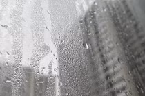 Nhiều bệnh gia tăng trời nồm, cần biết cách tránh