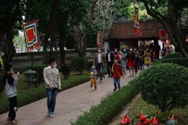 Xuất hành ngày đầu năm