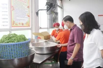 Hà Nội: đẩy mạnh kiểm tra, giám sát an toàn thực phẩm tại trường học