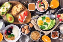 Thực phẩm nên ăn sau phun xăm môi để lên màu đẹp