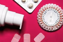 Có nên dùng liệu pháp hormon sau cắt buồng trứng?